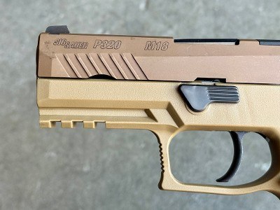 Sig Sauer M18 FDE 9mm 3.9