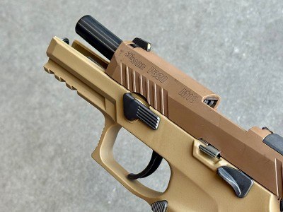 Sig Sauer M18 FDE 9mm 3.9