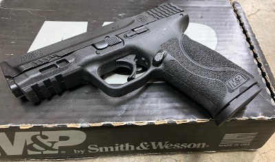 Police trade in SMITH & WESSON M&P9 M2.0 9mm 4.3in NS 1x17rd Mag 11518 - Image 2 of 4