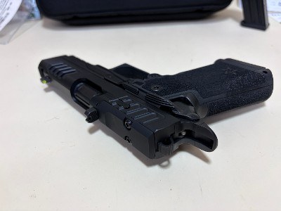 Staccato 2011 HD P4 9mm Premium Package – DLC Bull Barrel, CS Frame, Excellent Condition - Image 5 of 6