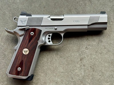 Wilson Combat CQB 1911 Stainless Full-Size 45 ACP 5