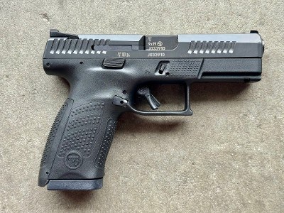 CZ P-10 C 9mm 4.02