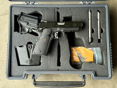 Springfield Armory Champion Operator 1911 45 ACP 4