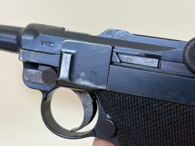 DWM 1916 P.08 Luger 9mm Military Model – 1920 Police Rework with Holster & Two Magazines - Image 13 of 17