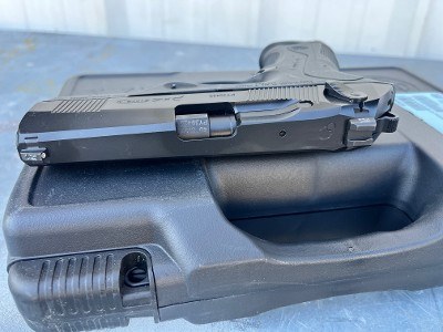 Beretta PX4 Storm – .40 S&W, Full Size, Beretta Certified Used (Y-Gun) - Image 5 of 7