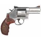 Smith & Wesson 686 Plus Deluxe 357 Mag 3