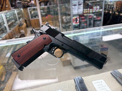 Les Baer Custom Premier 1911 .45 ACP – Match Barrel, Trijicon Night Sights, Ambi Safety - Image 1 of 5