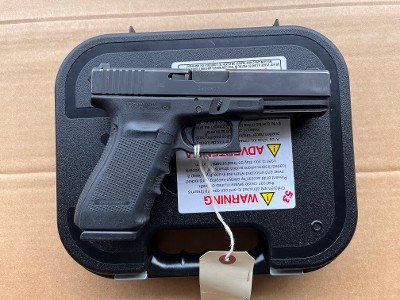 Used Glock 21 Gen 4 45 Auto 13 rd One Mag - Image 1 of 2