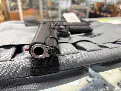 Wilson Combat ACP 1911 .45 ACP Full-Size Black 5