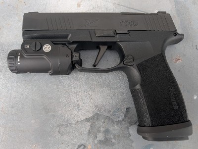 Pre-owned Sig Sauer P365 X-Macro 9mm 3 Mags Weapon Light - Image 3 of 3