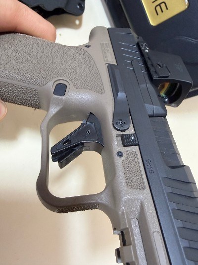 Canik METE MC9 Prime 9mm Optics-Ready FDE/Black Pistol with MECANIK M04 Red Dot & G-Code Holster - Image 9 of 10