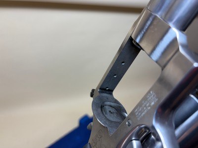 Smith & Wesson 460 XVR Magnum Revolver – Stainless, Compensated Barrel & Blue S&W Case - Image 11 of 11