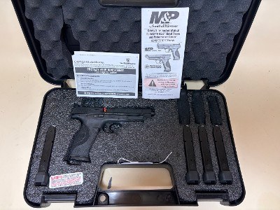 Smith & Wesson M&P9 Pro Series C.O.R.E. 9mm 5 Magazines - Image 1 of 7