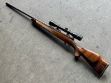 Weatherby Mark V Varmintmaster 22-250 Remington 24