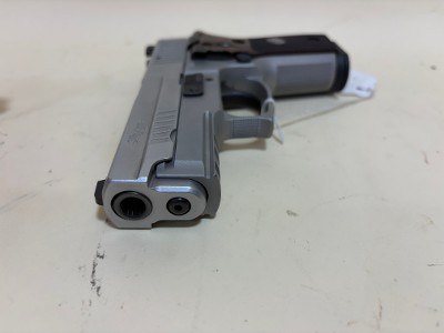 SIG Sauer P229 Elite Stainless 9mm DA/SA Pistol with Night Sights - Image 9 of 10
