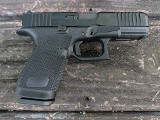 Used Glock 19 Gen 6 9mm 3 Mags 15+1 P61950203 - Image 3 of 3