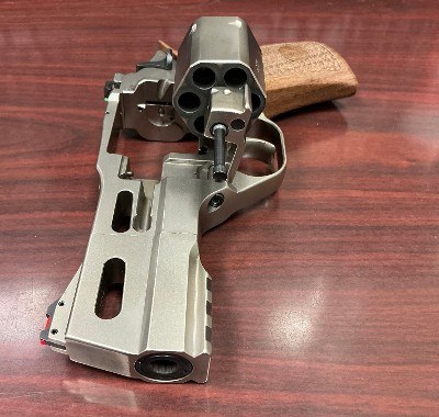 USED Chiappa Rhino 40DS .357 Magnum 4-Inch Revolver with Wood Grip and Hard Case - Image 4 of 5