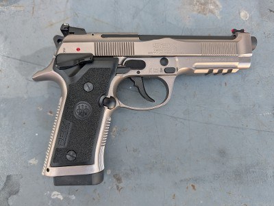 Pre-owned Beretta 92X 9mm SAO Italian Made 15+1 Factory Mags - Image 3 of 3