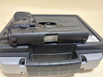 SIG Sauer P229R DAK .357 SIG – Nitron Slide, SIGLITE Night Sights, Accessory Rail - Image 5 of 8