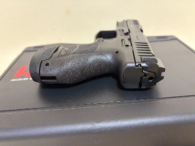 Heckler & Koch VP9SK-B 9mm Subcompact Pistol – Push-Button Mag Release, Case, 10rd & 13rd Magazines - Image 4 of 8
