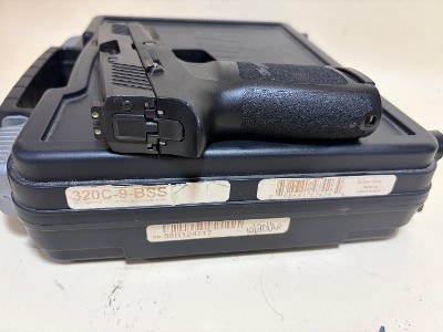 SIG Sauer P320 Compact 9mm Pistol – 320C-9-BSS, Case & Paperwork - Image 5 of 7
