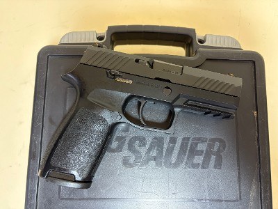 SIG Sauer P320 Compact 9mm Pistol – Contrast Sights, Case & 2 Magazines - Image 2 of 6