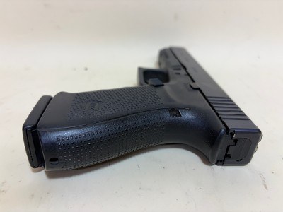 Glock 21 Gen 4 .45 ACP Pistol – Austrian Made, Night Sights - Image 4 of 6