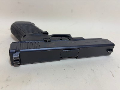 Glock 21 Gen 4 .45 ACP Pistol – Austrian Made, Night Sights - Image 5 of 6