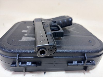 Glock 32 Gen 4 .357 SIG Compact Pistol – Austrian Made, Night Sights, 3 Magazine - Image 5 of 6