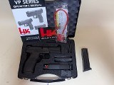 Heckler & Koch VP9 9mm Pistol – Optics-Ready, 3 Magazines, Extra Optics Plate, HK Case - Image 5 of 7