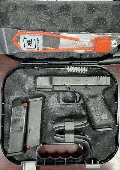 USED Glock 19 Gen 5 9mm Compact Pistol – PA195S203, 3 Magazines, Excellent Preowned - Image 1 of 3