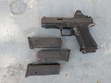 Pre-owned Shadow Systems MR920L 9mm 15+1 4 Mags Vortex Defender - Image 2 of 4