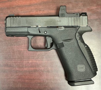 USED Glock 43X MOS 9mm – Primary Arms Optic, Night Sights, 2 Magazines & Case - Image 2 of 6