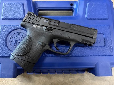USED Smith & Wesson M&P40C .40 S&W Compact – 3.5