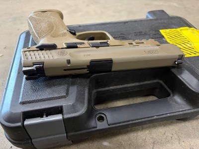 USED Smith & Wesson M&P9 M2.0 9mm FDE – 5