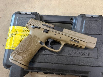 USED Smith & Wesson M&P9 M2.0 9mm FDE – 5
