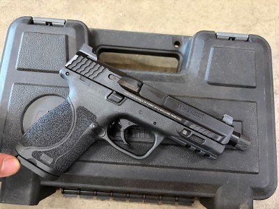 USED Smith & Wesson M&P9 M2.0 Compact 9mm – Threaded Barrel, Black, Factory Case - Image 6 of 7