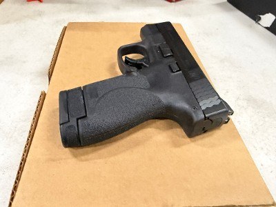 USED Smith & Wesson M&P40 Shield – .40 S&W, Black, One Magazine - Image 3 of 6