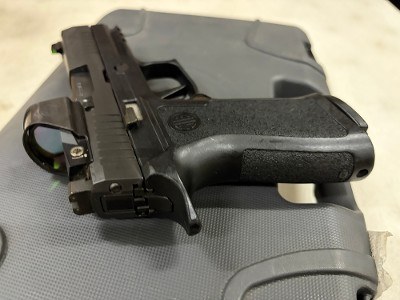 USED SIG Sauer P320 XCompact RX Pro – 9mm with ROMEO1PRO Optic - Image 5 of 7