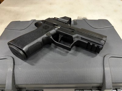 USED SIG Sauer P320 XCompact RX Pro – 9mm with ROMEO1PRO Optic - Image 3 of 7