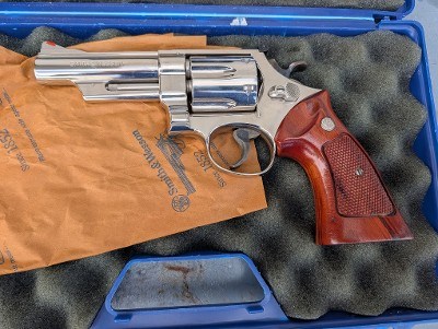 Pre-Owned Smith & Wesson Model 29-2 44 Mag 4