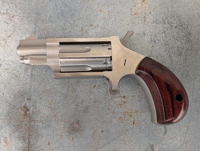 Pre-owned NAA 22 Magnum 5 Shot Mini Revolver NAA-22MS - Image 3 of 3