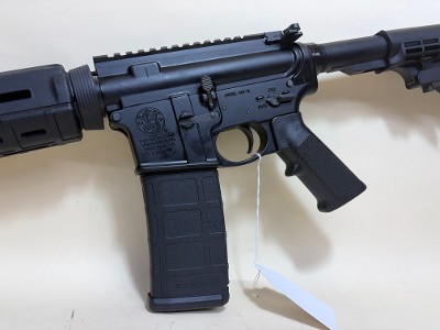 USED Smith & Wesson M&P15 5.56 NATO AR-15 Rifle – 16