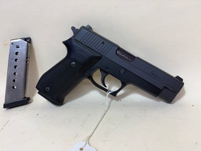 USED SIG Sauer P220 .45 ACP Made in Germany – DA/SA with Decocker, Two Magazines - Image 6 of 6