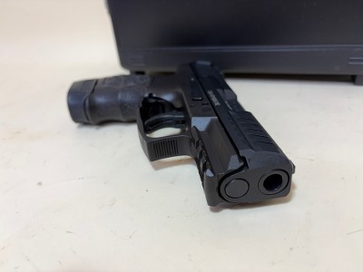 USED Heckler & Koch VP9SK 9mm Subcompact – Night Sights, Three Magazines, Factory Case - Image 4 of 8