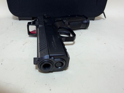 USED CZ Shadow 2 Carry 9mm – Holosun HS507K X2, Two Magazines, Factory Case - Image 6 of 9