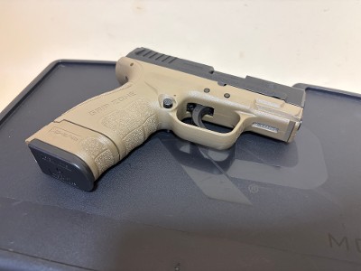 USED Springfield Armory XD Mod.2 Sub-Compact 9mm 3