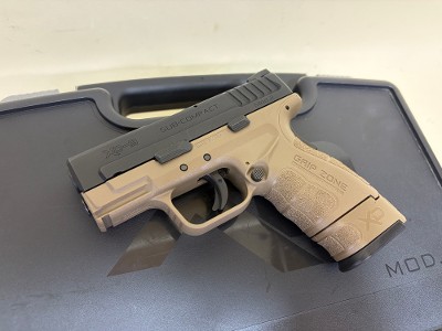 USED Springfield Armory XD Mod.2 Sub-Compact 9mm 3