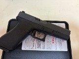USED Glock 17 Classic Gen 1 9mm – Excellent Condition with Collector-Style Box - Image 5 of 6