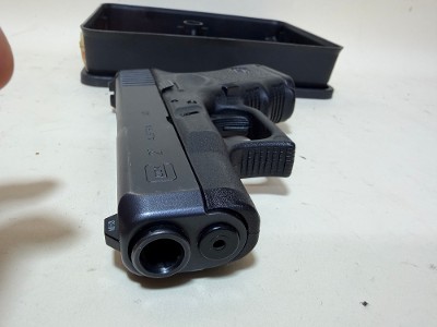USED Glock 27 Gen 3 .40 S&W Subcompact – Excellent Condition with 2 Magazines - Image 6 of 8